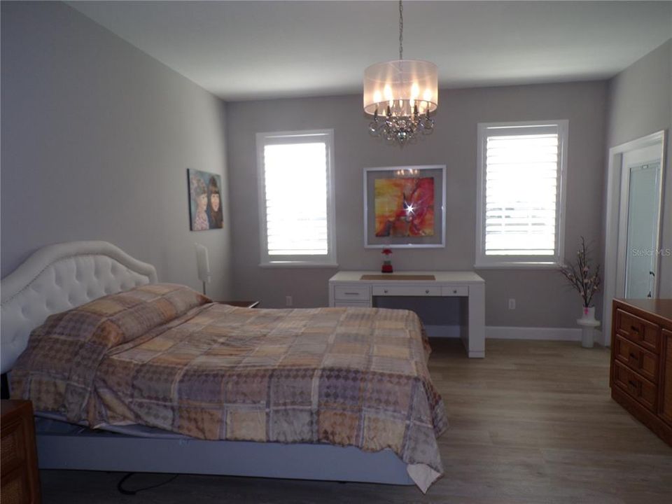 For Rent: $3,500 (2 beds, 2 baths, 1808 Square Feet)