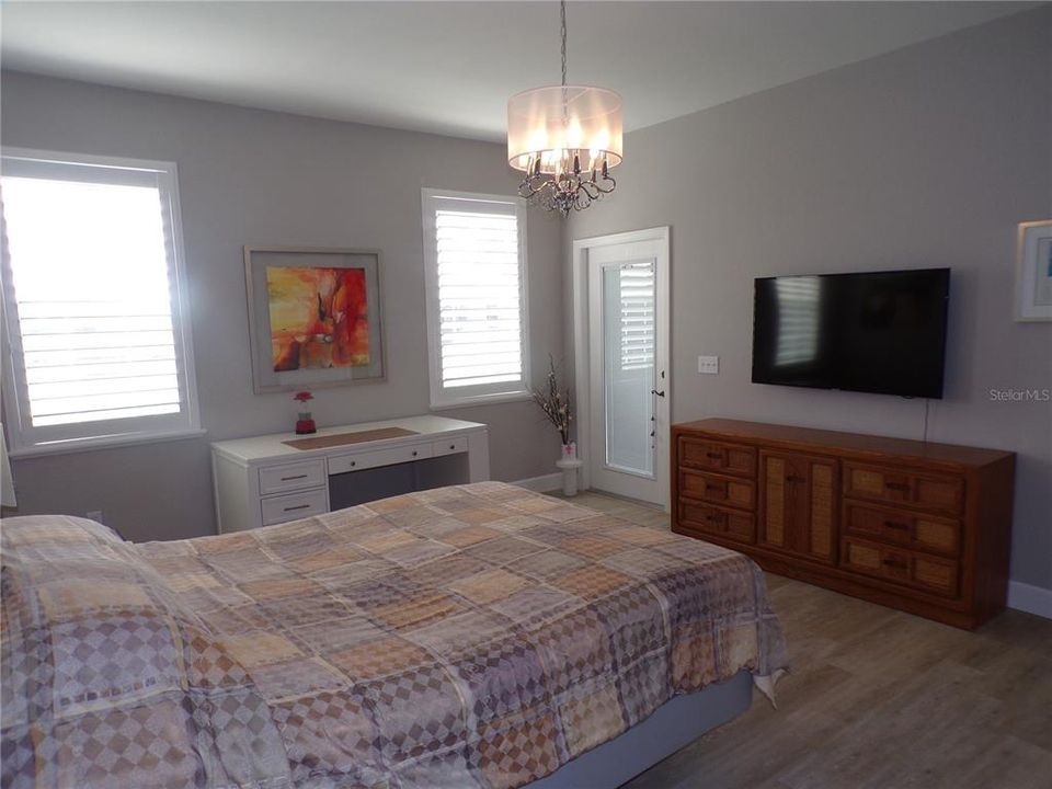 For Rent: $3,500 (2 beds, 2 baths, 1808 Square Feet)