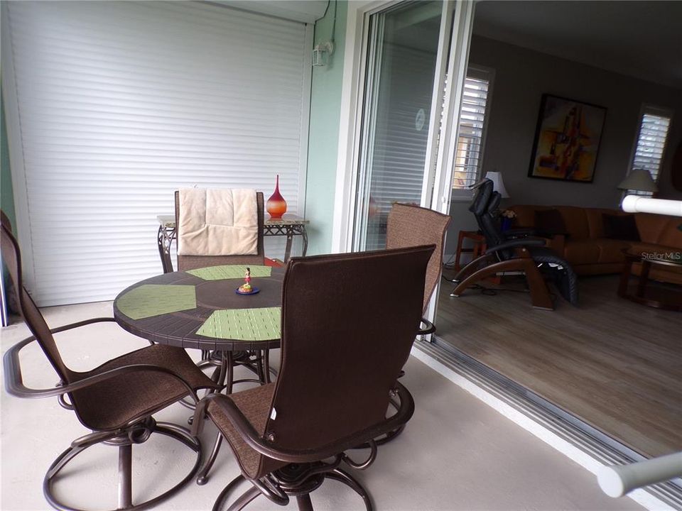 For Rent: $3,500 (2 beds, 2 baths, 1808 Square Feet)