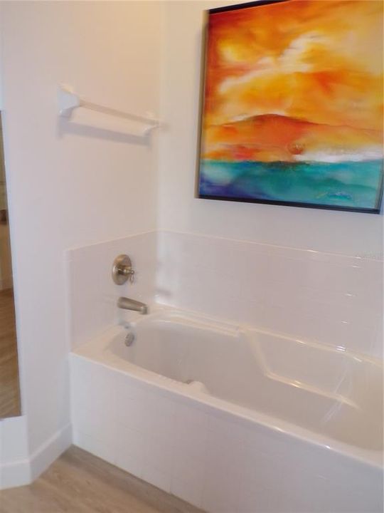 For Rent: $3,500 (2 beds, 2 baths, 1808 Square Feet)