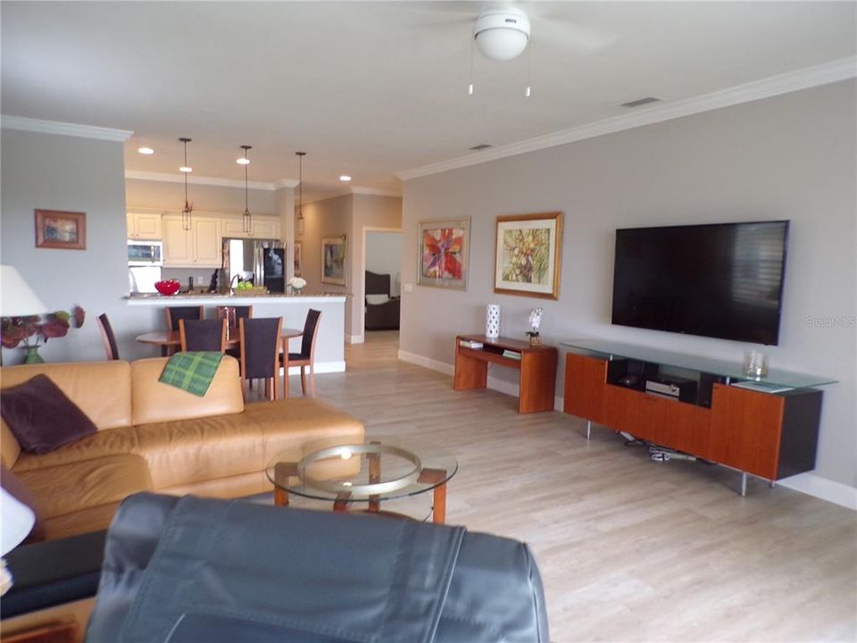 For Rent: $3,500 (2 beds, 2 baths, 1808 Square Feet)