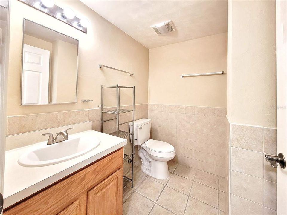 На продажу: $195,000 (1 спален, 1 ванн, 430 Квадратных фут)