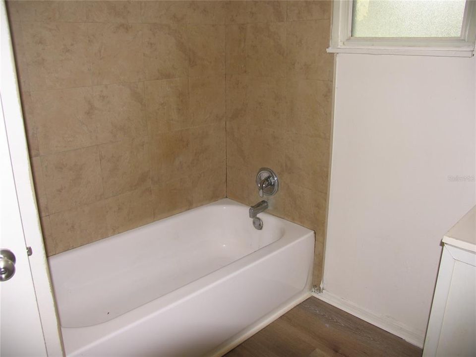 En Venta: $169,000 (3 camas, 2 baños, 936 Pies cuadrados)