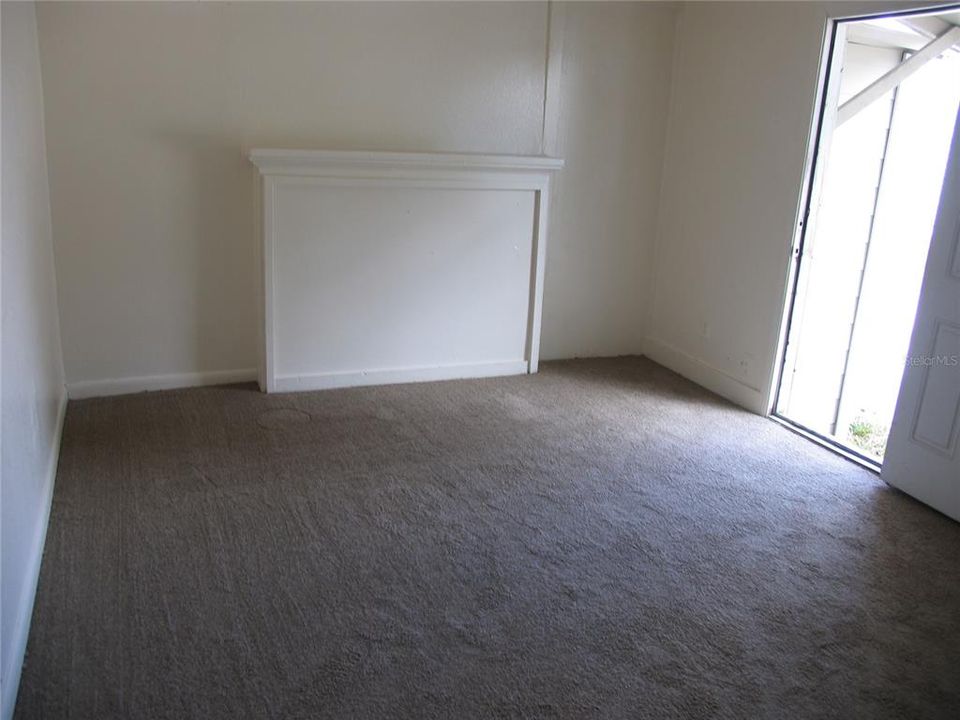 En Venta: $169,000 (3 camas, 2 baños, 936 Pies cuadrados)