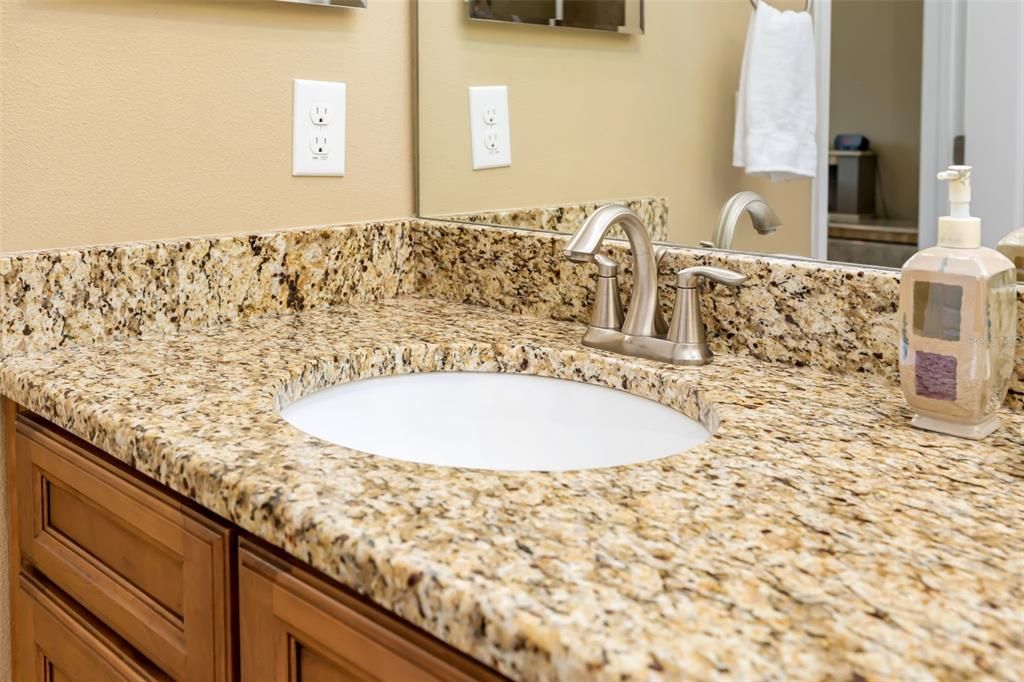 待售: $450,000 (3 贝兹, 2 浴室, 1844 平方英尺)