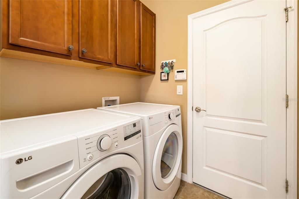 待售: $450,000 (3 贝兹, 2 浴室, 1844 平方英尺)