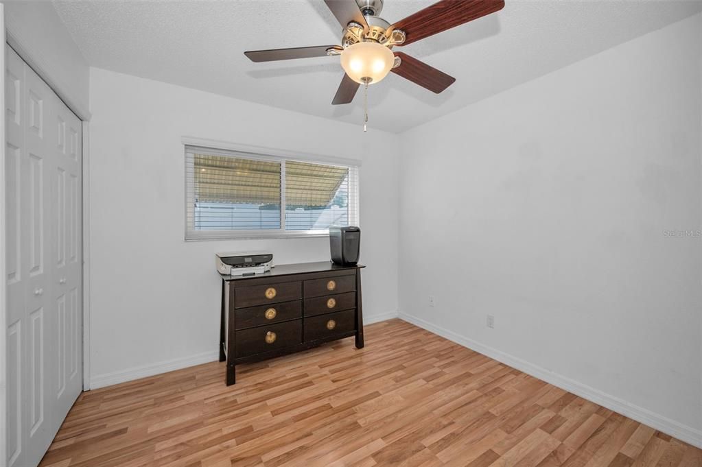 En Venta: $385,000 (3 camas, 2 baños, 1255 Pies cuadrados)