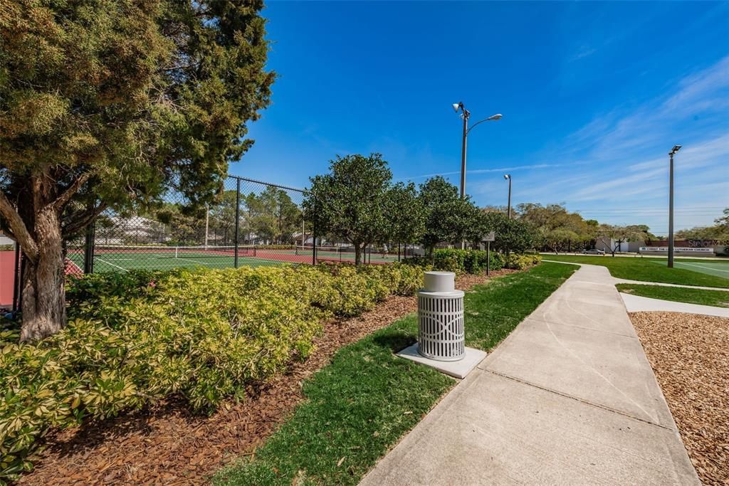 En Venta: $385,000 (3 camas, 2 baños, 1255 Pies cuadrados)