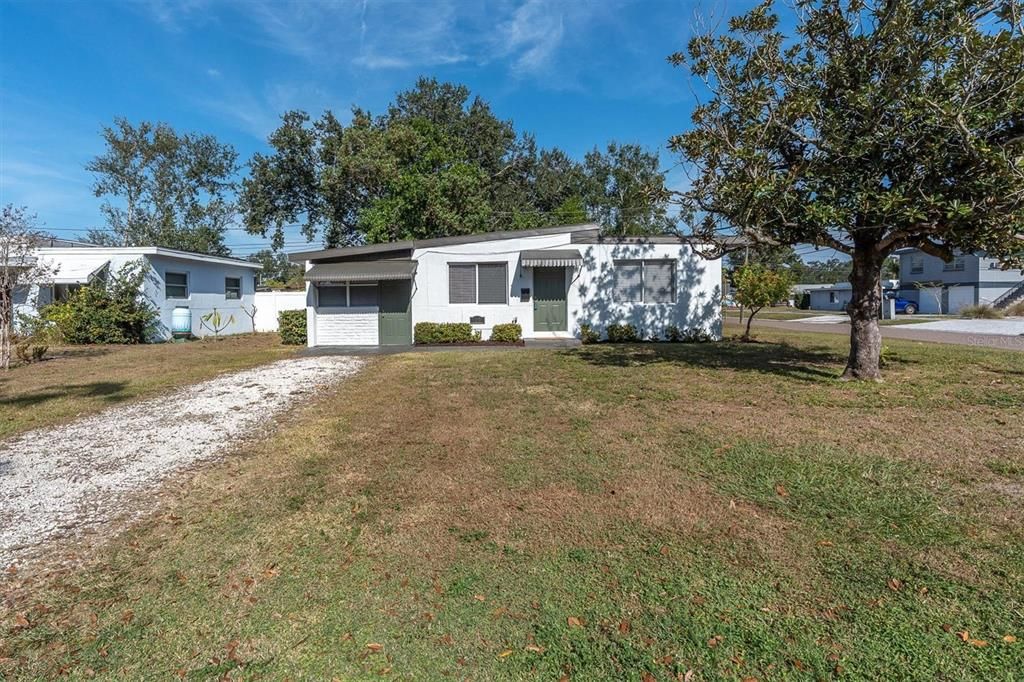 待售: $295,000 (3 贝兹, 1 浴室, 897 平方英尺)