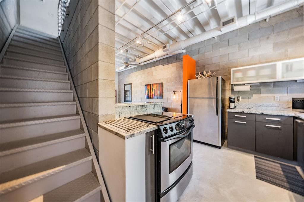 En Venta: $349,900 (1 camas, 1 baños, 794 Pies cuadrados)