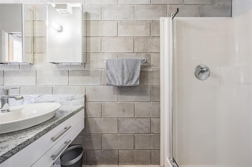 En Venta: $349,900 (1 camas, 1 baños, 794 Pies cuadrados)