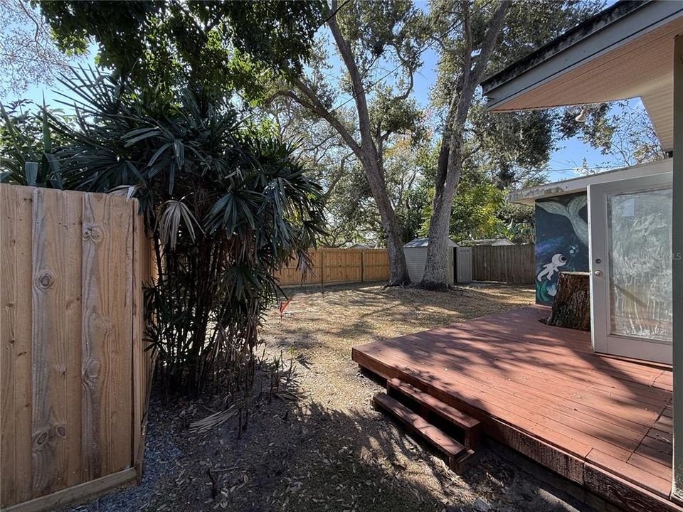 For Rent: $2,300 (2 beds, 2 baths, 1251 Square Feet)