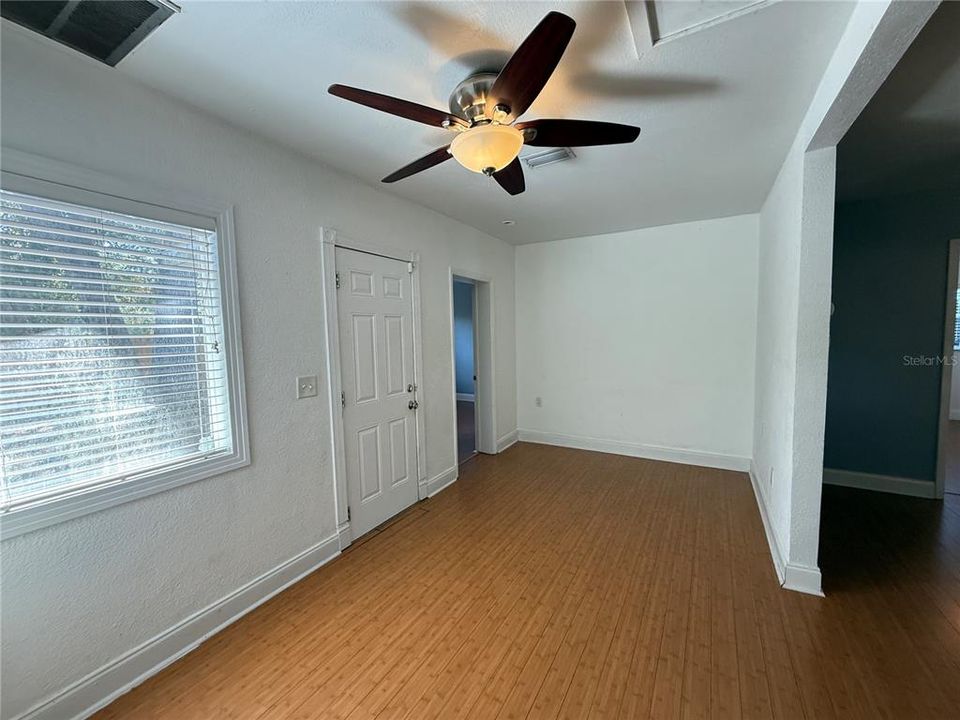 For Rent: $2,300 (2 beds, 2 baths, 1251 Square Feet)