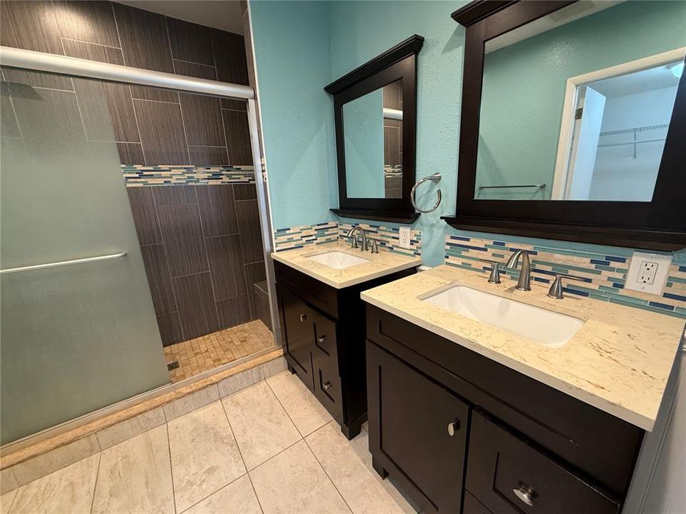 For Rent: $2,300 (2 beds, 2 baths, 1251 Square Feet)