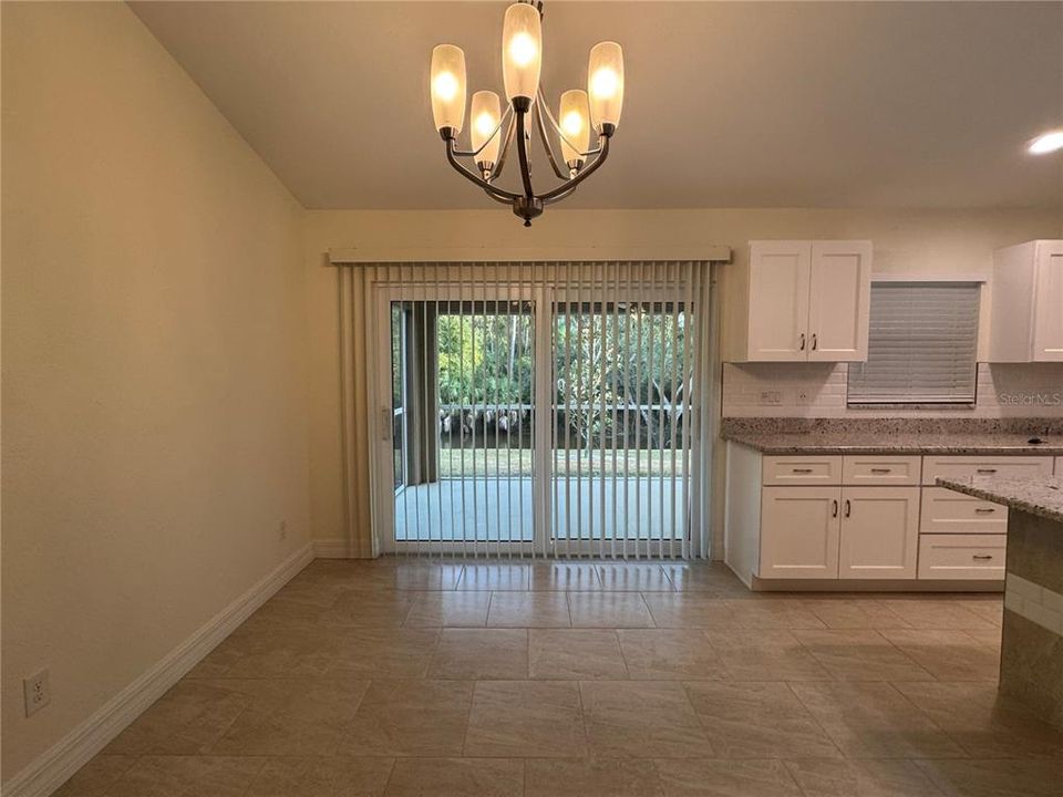 出租: $1,825 (3 贝兹, 2 浴室, 1427 平方英尺)