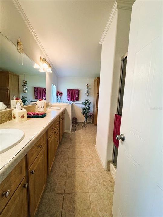 待售: $289,000 (3 贝兹, 2 浴室, 1856 平方英尺)