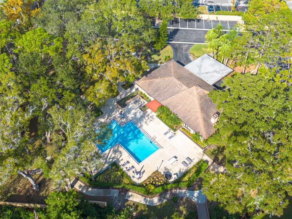 For Sale: $170,000 (1 beds, 1 baths, 920 Square Feet)