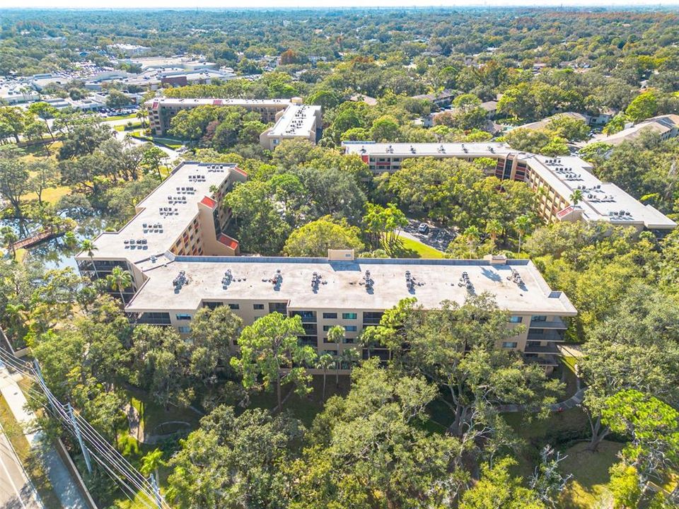 For Sale: $170,000 (1 beds, 1 baths, 920 Square Feet)