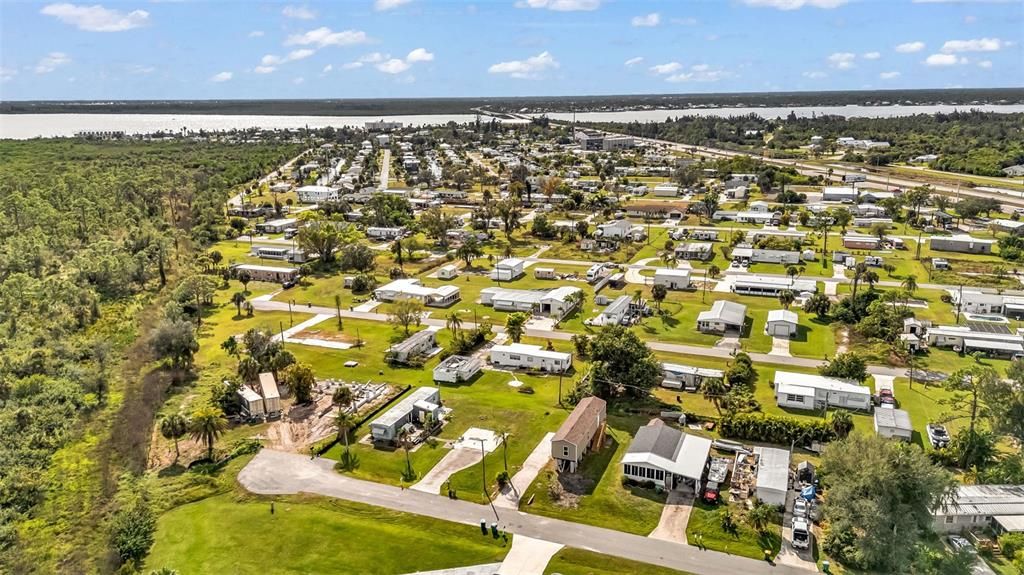 待售: $135,000 (2 贝兹, 2 浴室, 728 平方英尺)