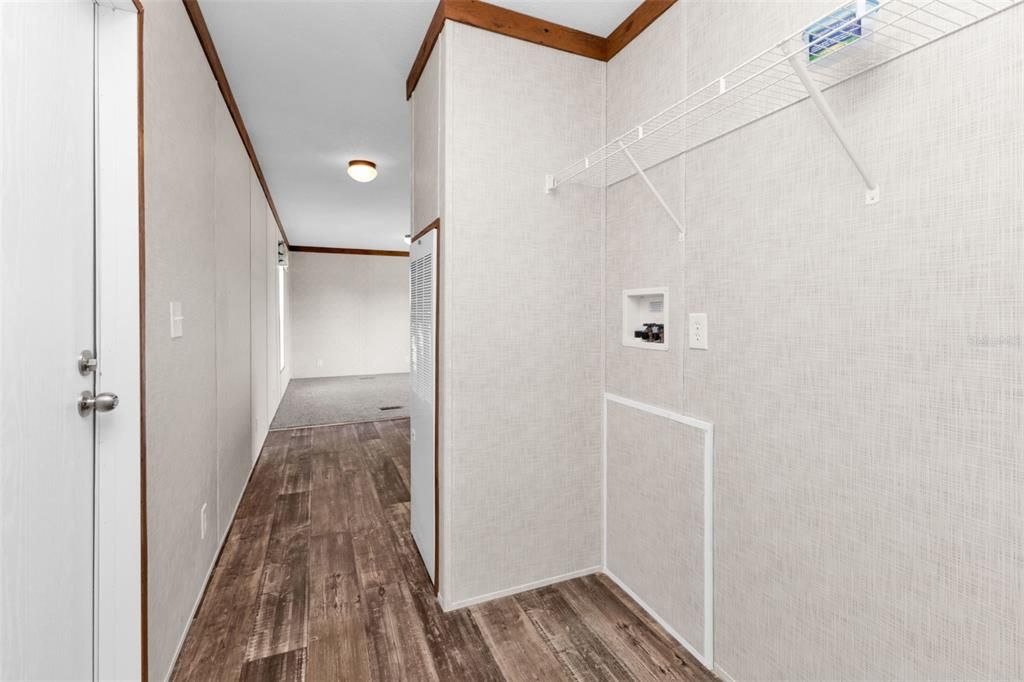 待售: $135,000 (2 贝兹, 2 浴室, 728 平方英尺)