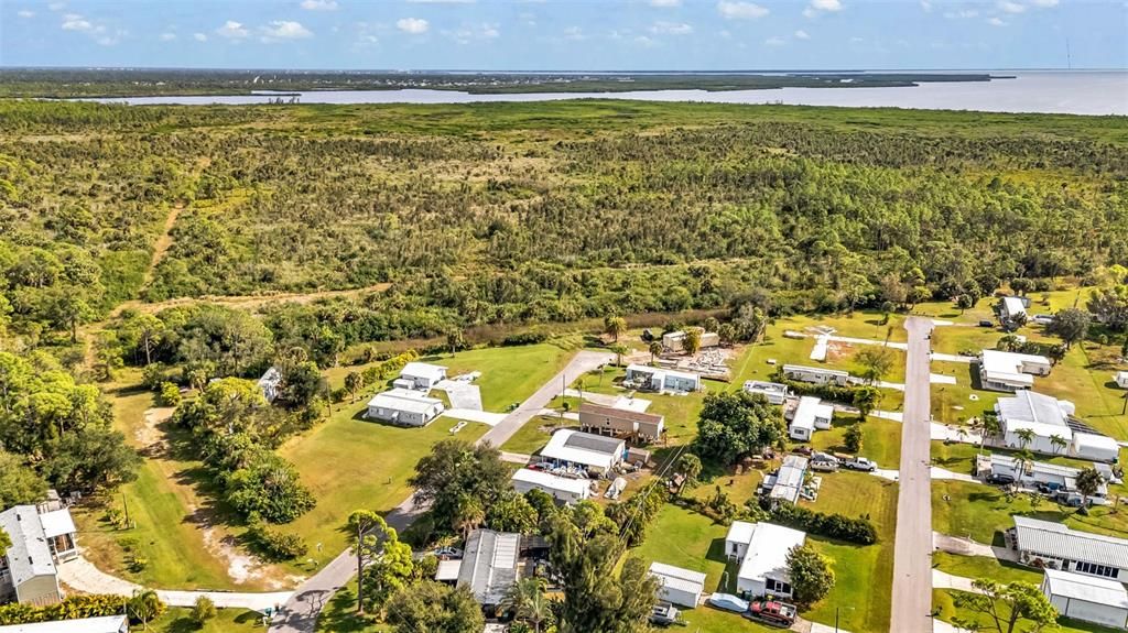 待售: $135,000 (2 贝兹, 2 浴室, 728 平方英尺)