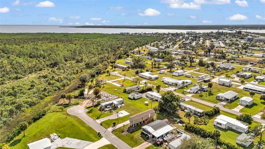 待售: $135,000 (2 贝兹, 2 浴室, 728 平方英尺)