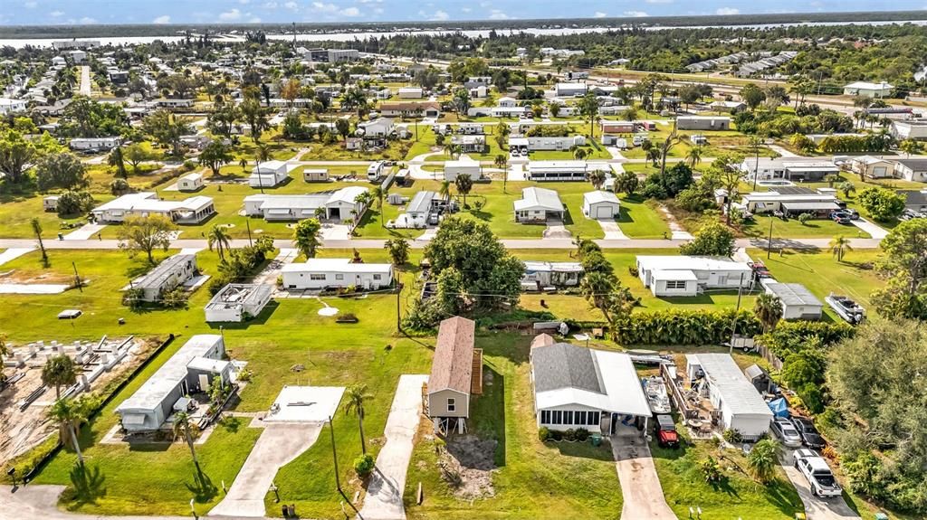 待售: $135,000 (2 贝兹, 2 浴室, 728 平方英尺)