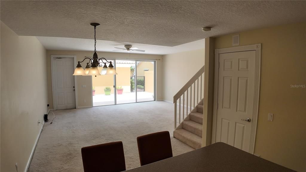 В аренду: $2,500 (3 спален, 3 ванн, 1810 Квадратных фут)