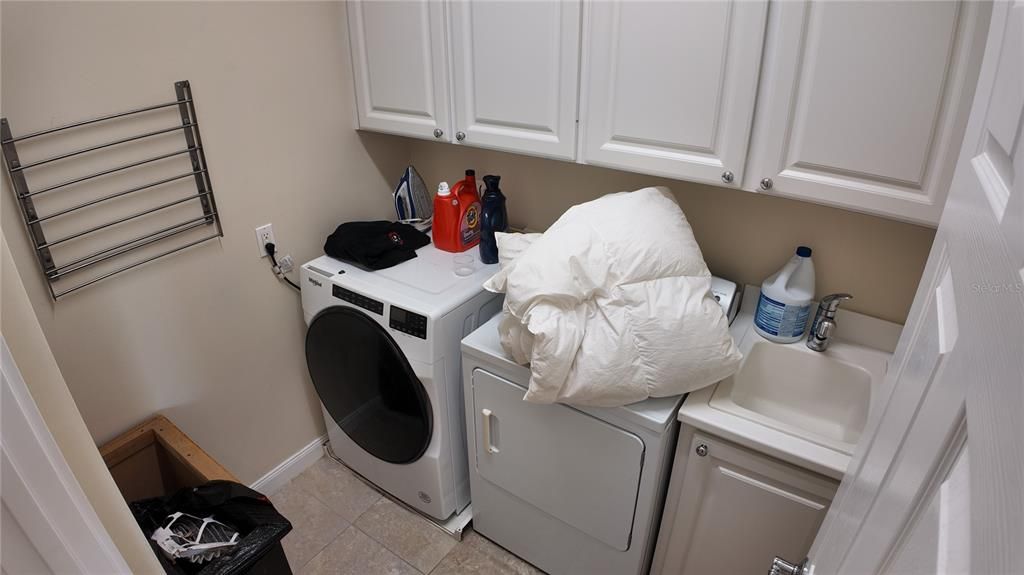 В аренду: $2,500 (3 спален, 3 ванн, 1810 Квадратных фут)