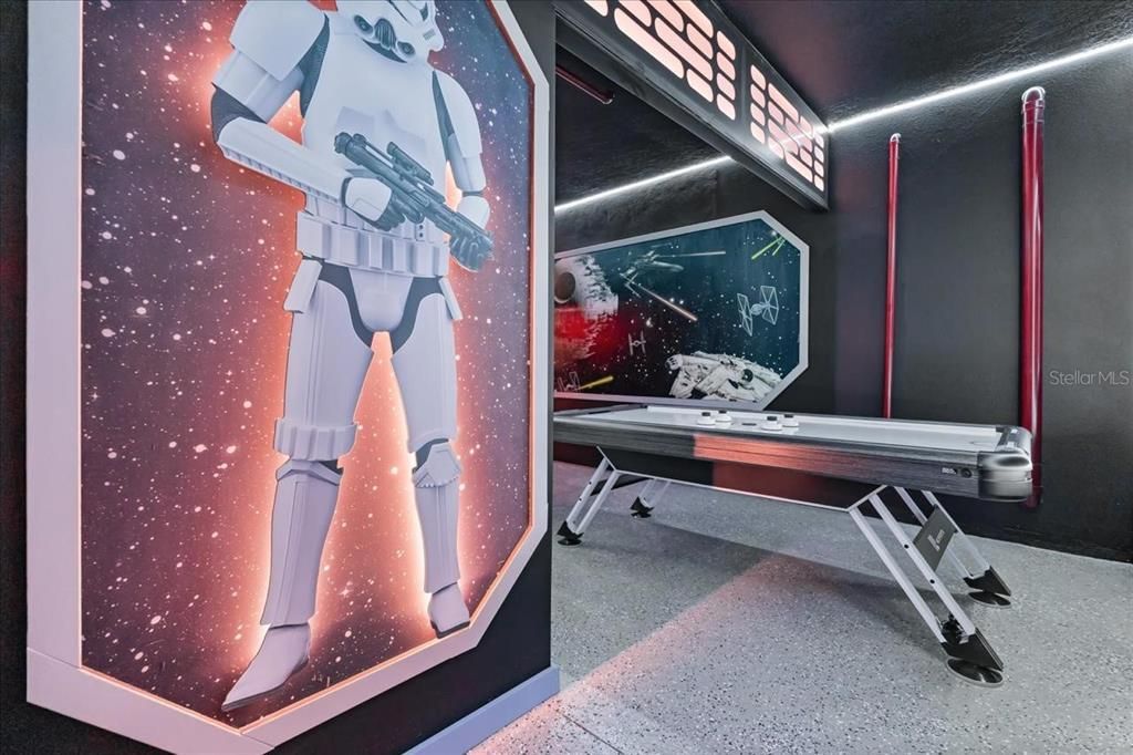 待售: $720,000 (7 贝兹, 5 浴室, 3314 平方英尺)