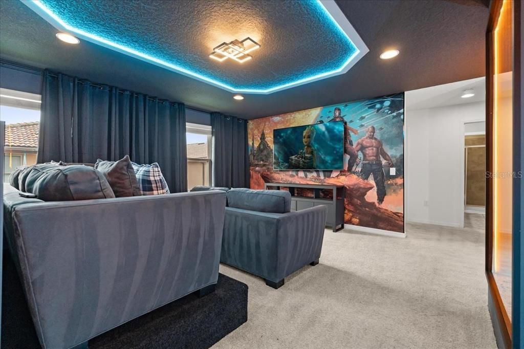 待售: $720,000 (7 贝兹, 5 浴室, 3314 平方英尺)