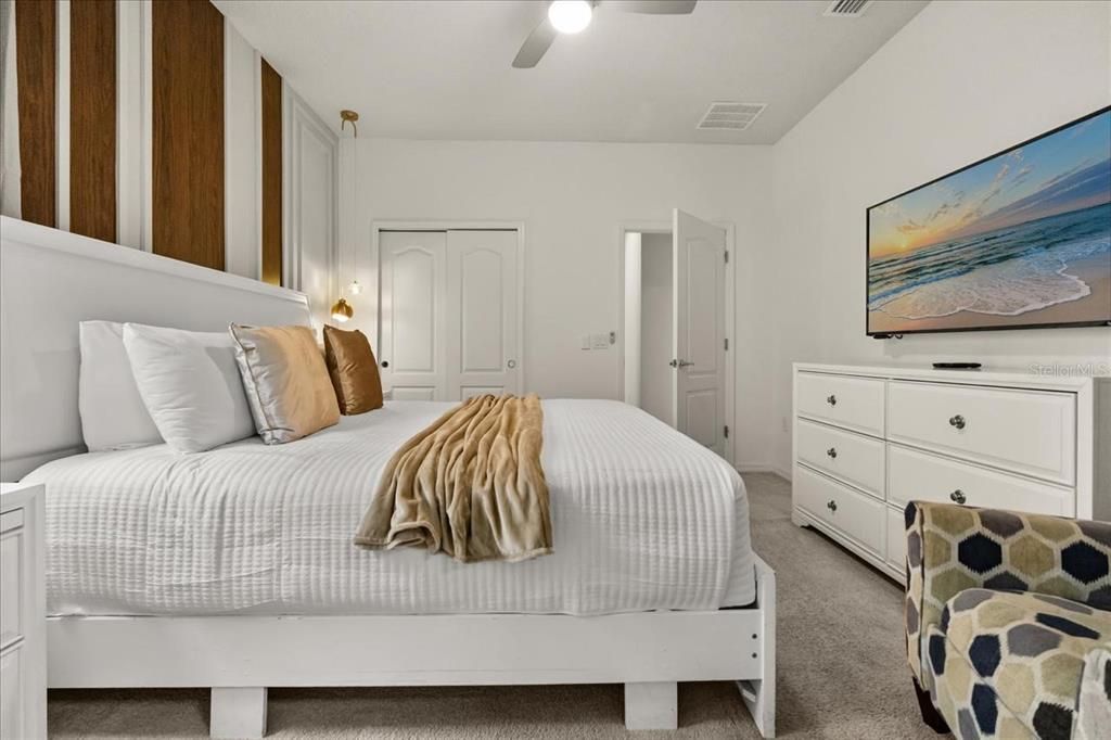 待售: $720,000 (7 贝兹, 5 浴室, 3314 平方英尺)