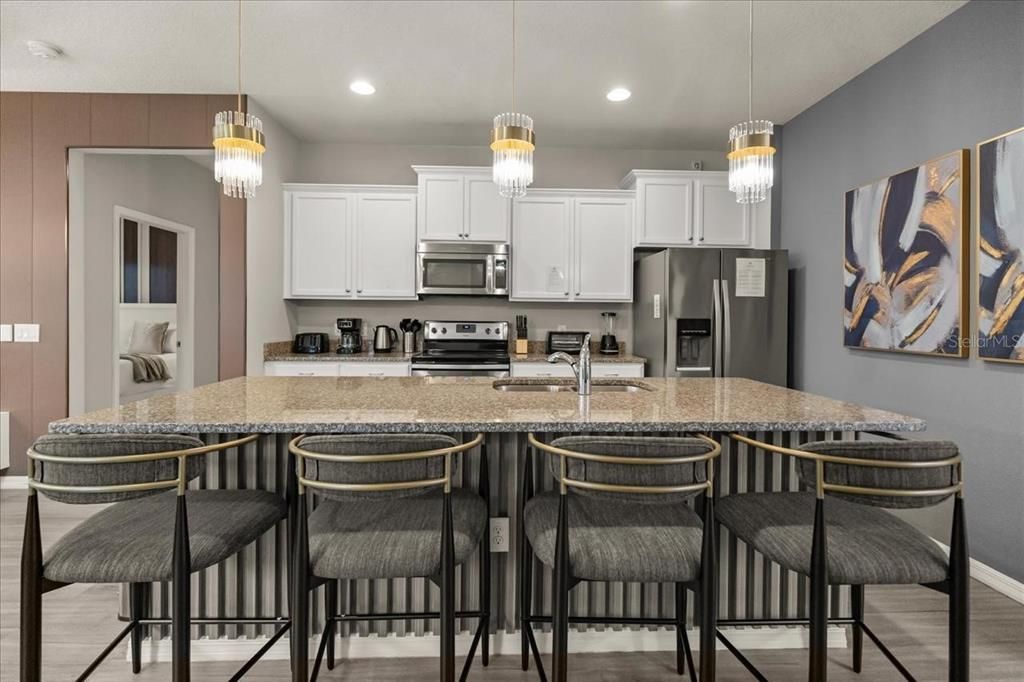 待售: $720,000 (7 贝兹, 5 浴室, 3314 平方英尺)