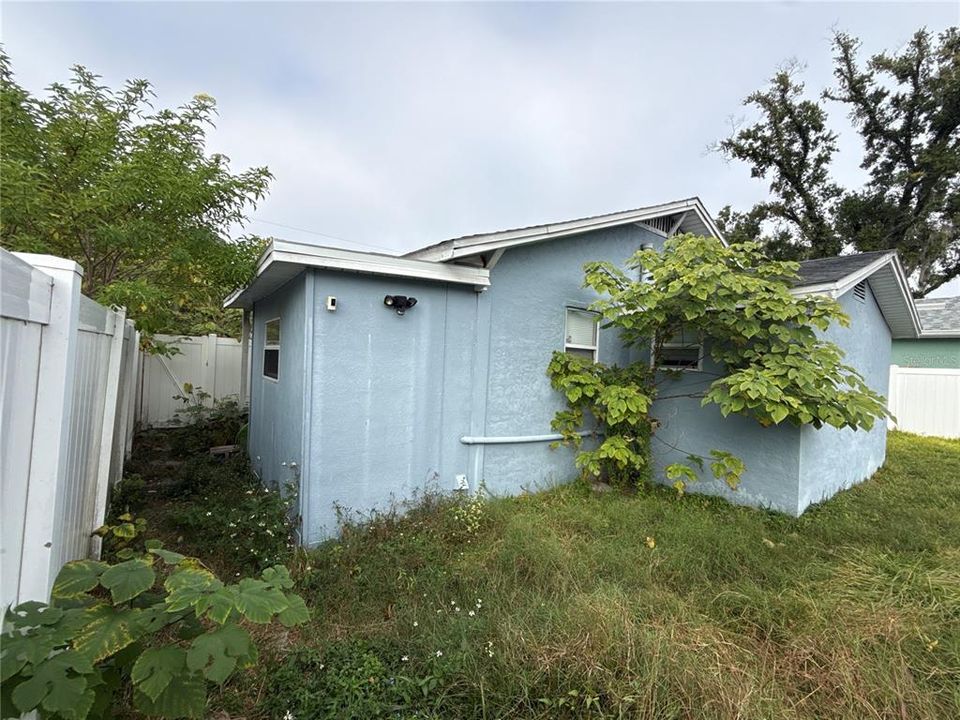 待售: $219,900 (3 贝兹, 2 浴室, 934 平方英尺)