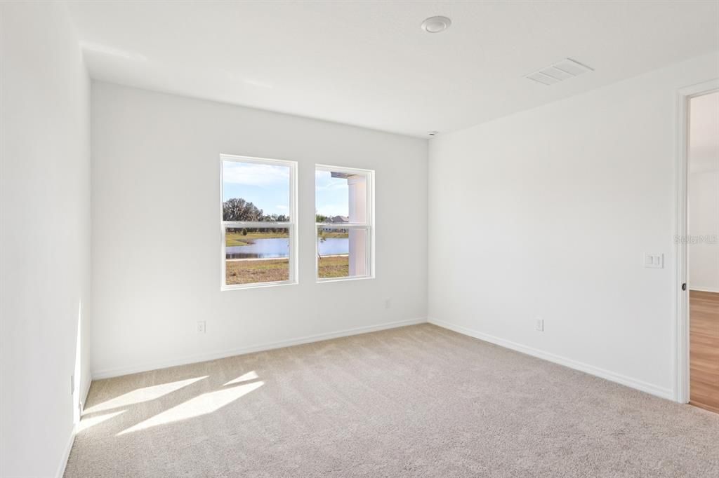 На продажу: $519,990 (4 спален, 2 ванн, 1906 Квадратных фут)