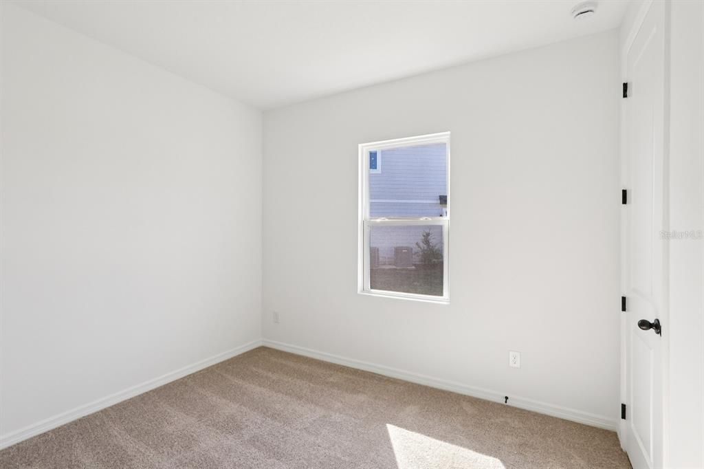 На продажу: $519,990 (4 спален, 2 ванн, 1906 Квадратных фут)