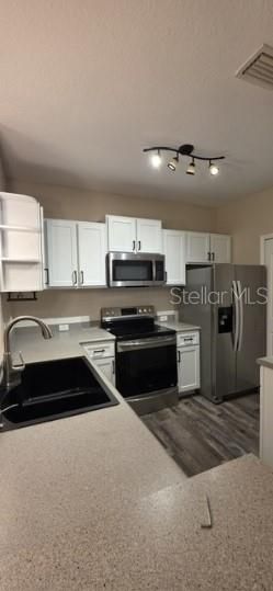 For Rent: $1,880 (3 beds, 2 baths, 1205 Square Feet)