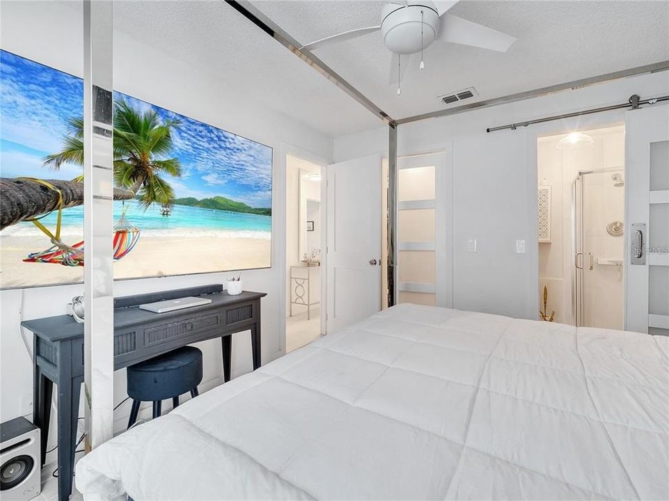 En Renta: $1,800 (3 camas, 2 baños, 1300 Pies cuadrados)