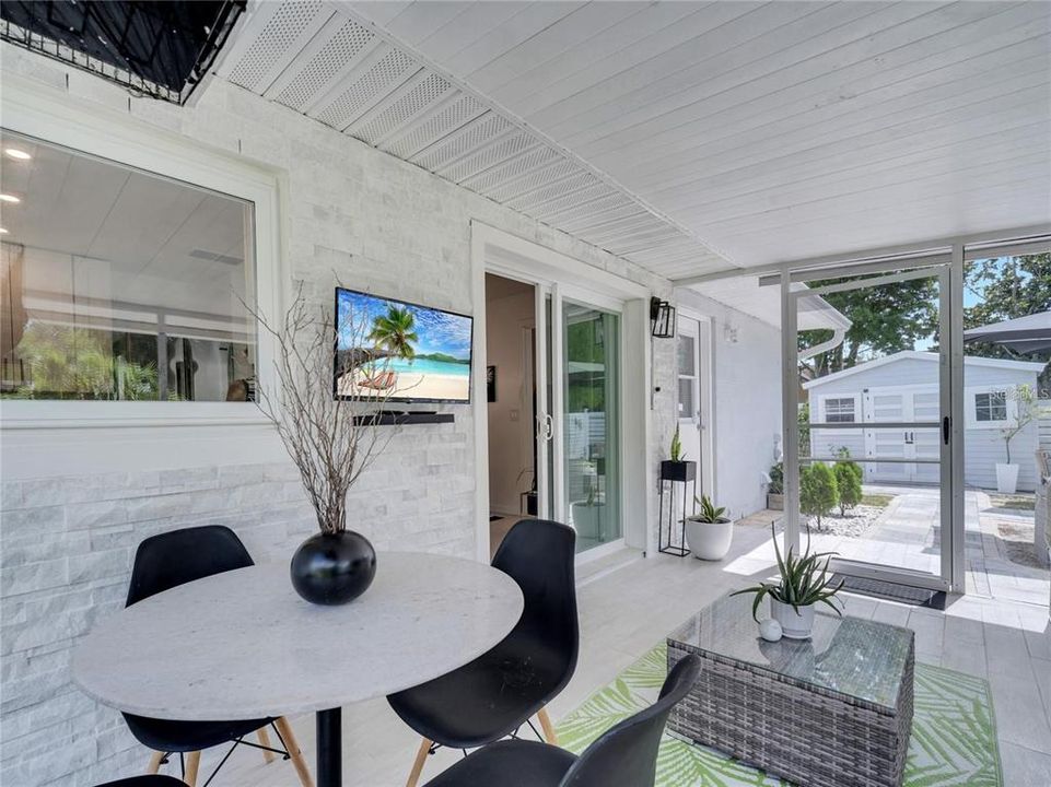 En Renta: $1,800 (3 camas, 2 baños, 1300 Pies cuadrados)