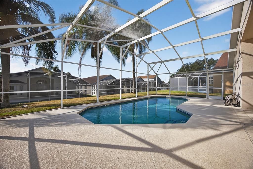 For Rent: $2,200 (4 beds, 2 baths, 1412 Square Feet)