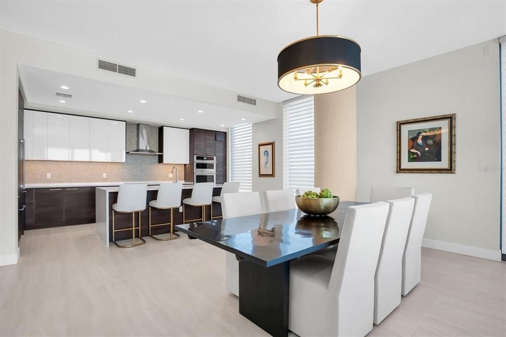 В аренду: $12,500 (3 спален, 4 ванн, 2712 Квадратных фут)