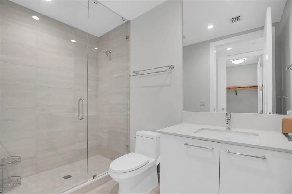 В аренду: $12,500 (3 спален, 4 ванн, 2712 Квадратных фут)