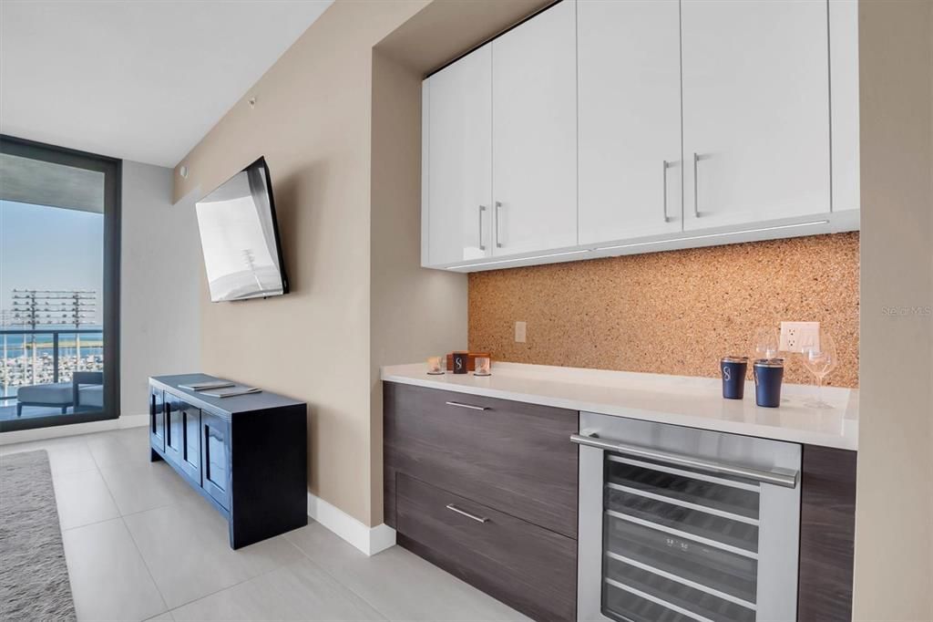 В аренду: $12,500 (3 спален, 4 ванн, 2712 Квадратных фут)