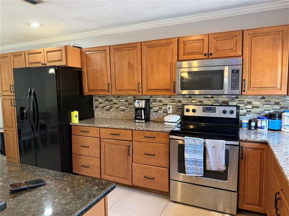 For Sale: $455,000 (3 beds, 2 baths, 1460 Square Feet)