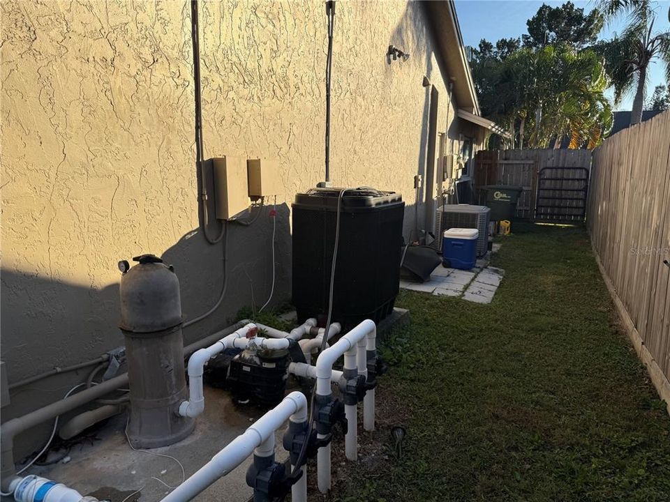 For Sale: $455,000 (3 beds, 2 baths, 1460 Square Feet)