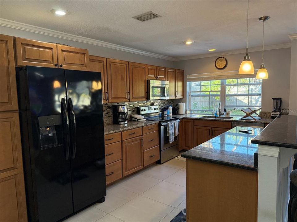 For Sale: $455,000 (3 beds, 2 baths, 1460 Square Feet)