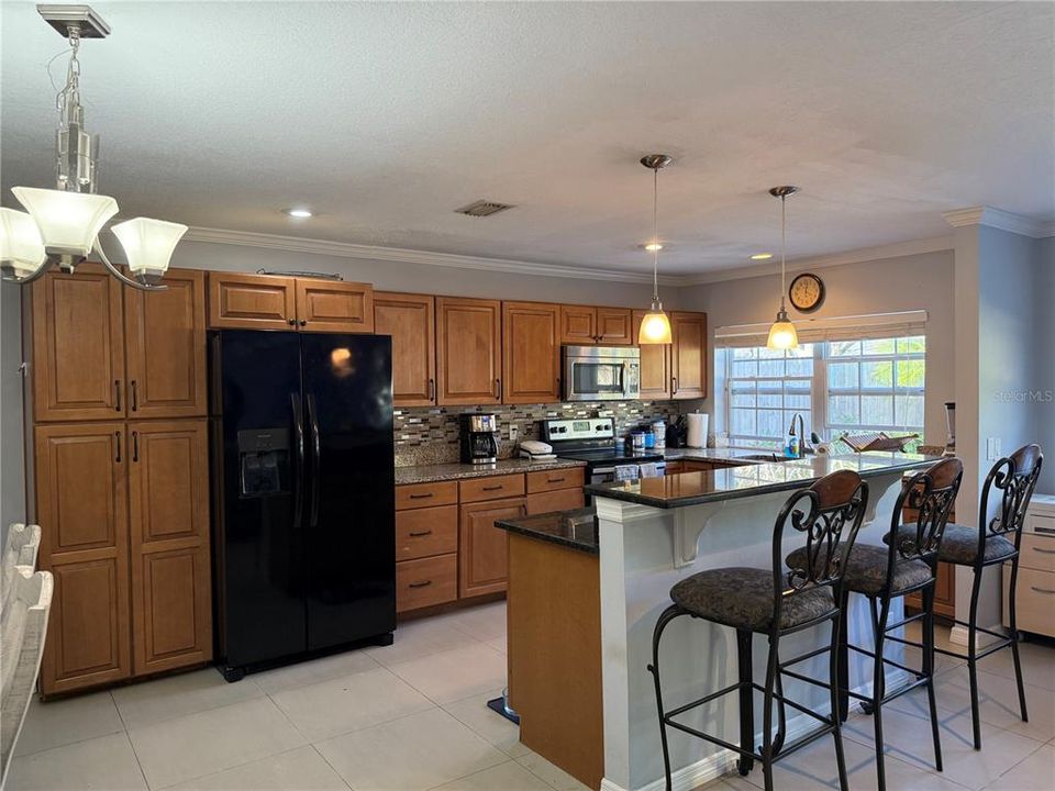 For Sale: $455,000 (3 beds, 2 baths, 1460 Square Feet)