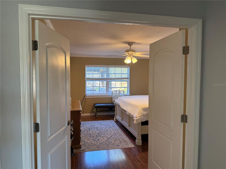 For Sale: $455,000 (3 beds, 2 baths, 1460 Square Feet)