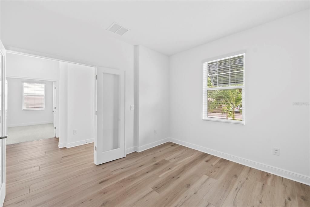 For Sale: $949,900 (4 beds, 3 baths, 2857 Square Feet)