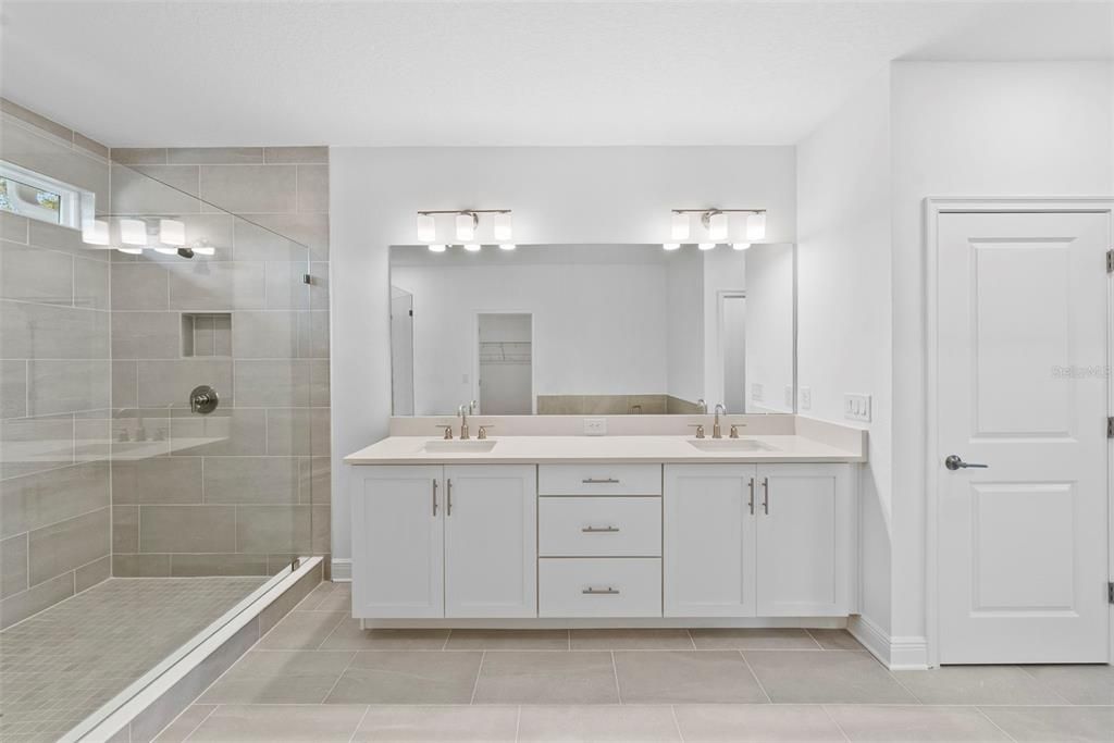 For Sale: $949,900 (4 beds, 3 baths, 2857 Square Feet)